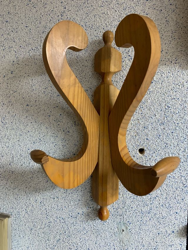 Perchero de madera