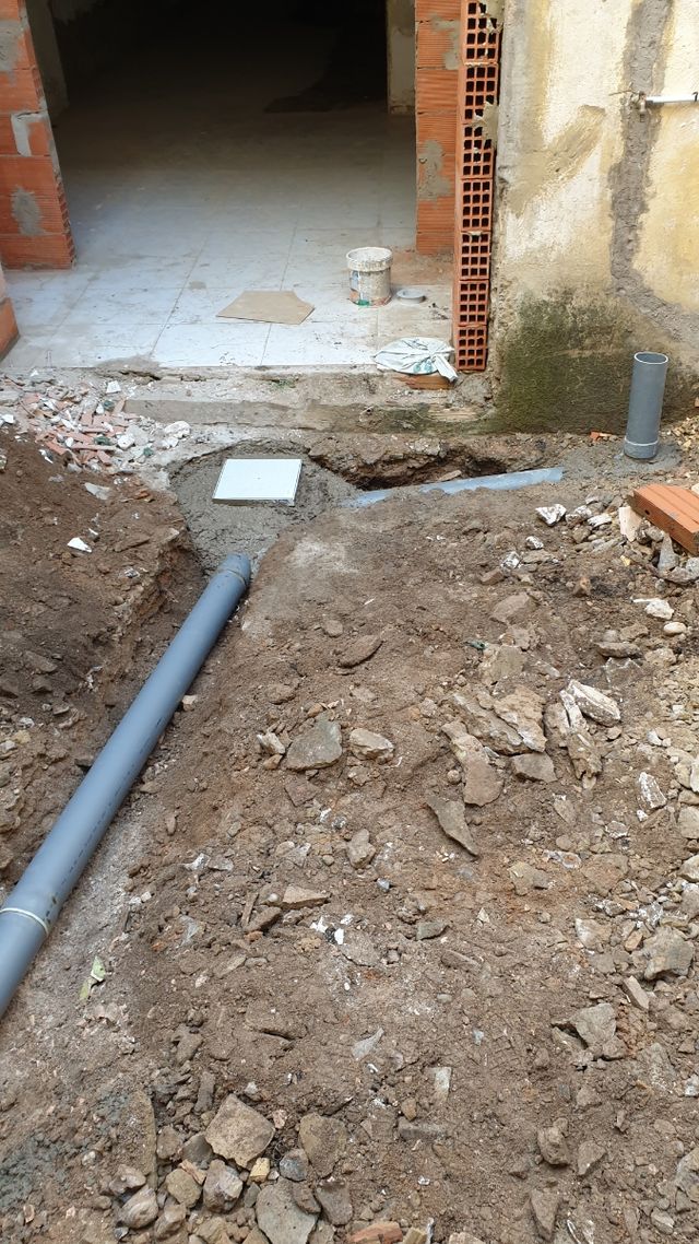 Para  enstalacion de fontanería  e electricidad