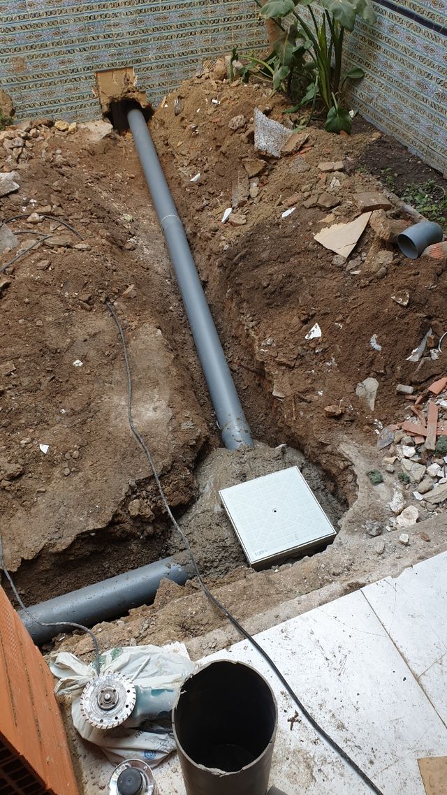 Para  enstalacion de fontanería  e electricidad