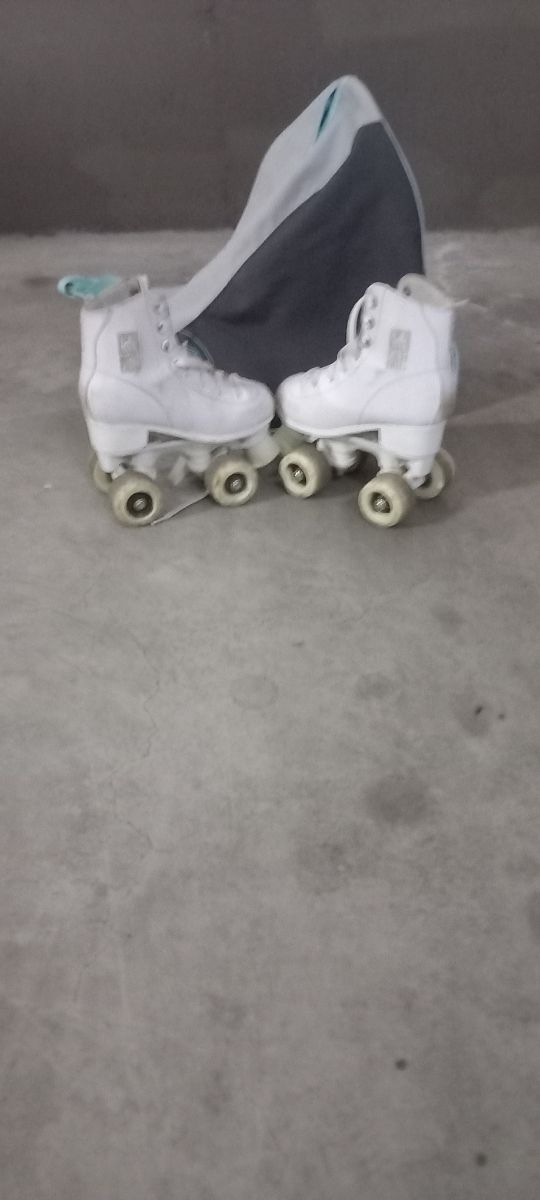 Patines 4 ruedas talla 31