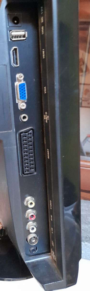 TV LCD 15 pollici con dvd