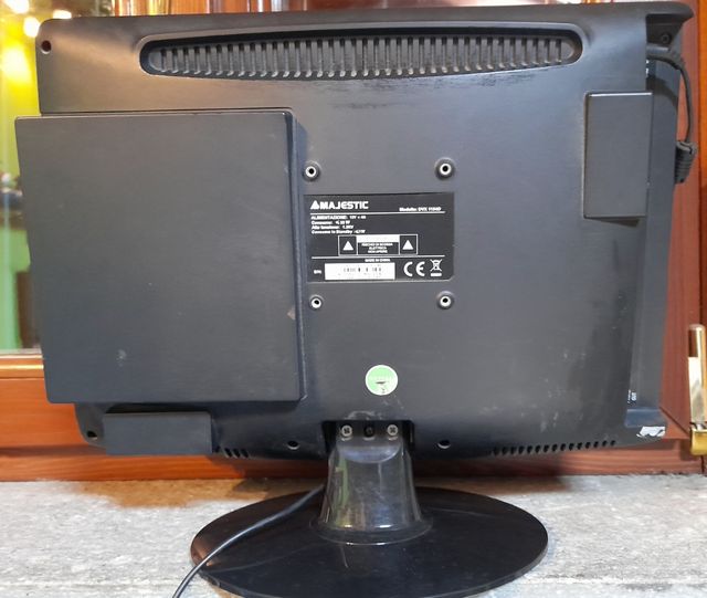 TV LCD 15 pollici con dvd