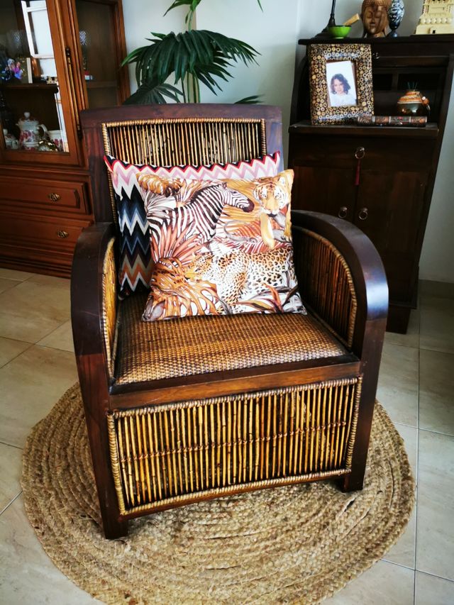 Sillón teka y ratan