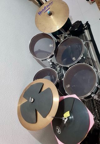 Pearl Rhythm Traveler Drum Kit