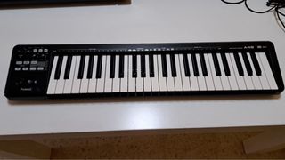 Teclado Roland A-49