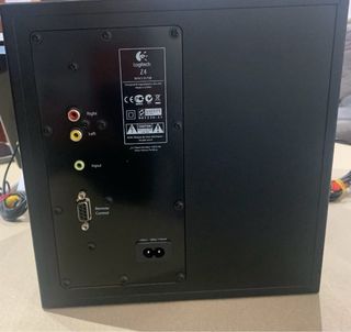 Altavoces LOGITECH  Z4