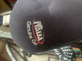 Funda de gel para sillin de bicicleta