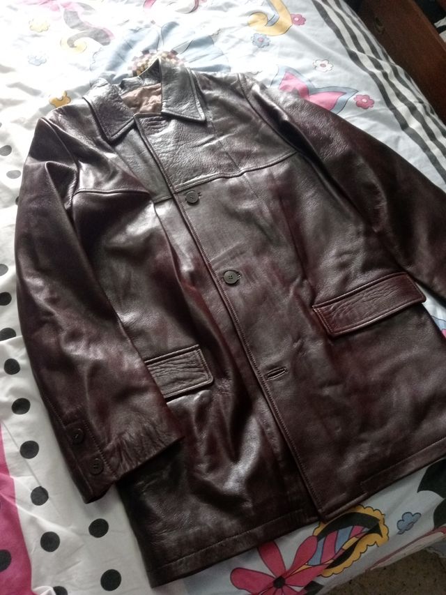 Chaquetón de piel cuero