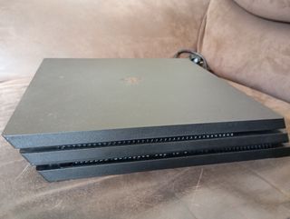 Play Station 4 Pro da 1 TB 