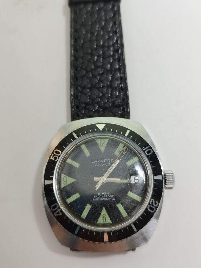 Reloj diver Lazvera de cuerda manual