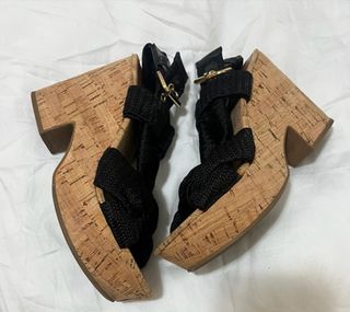 Sandalias Plataforma #35  Bimba y Lola 