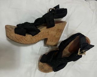 Sandalias Plataforma #35  Bimba y Lola 