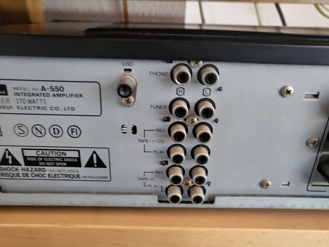 Sansui A550