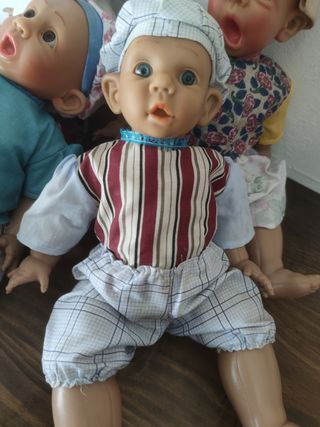 Gloobee Dolls 4 muñecos