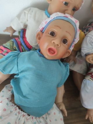 Gloobee Dolls 4 muñecos