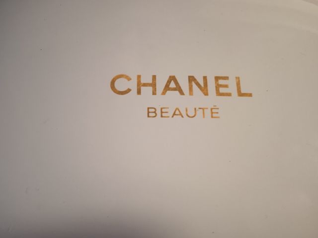 Neceser blanco Chanel