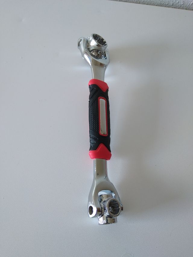 🛞🔧 Llave con doble cabeza con rotación 360°