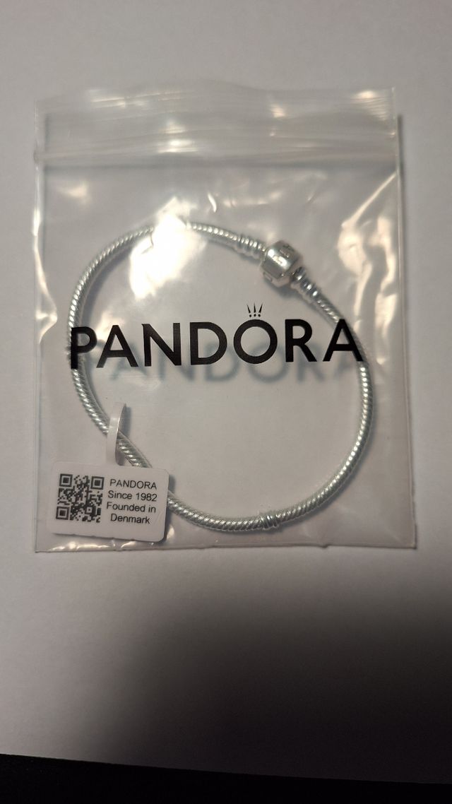 Pulsera pandora Nueva