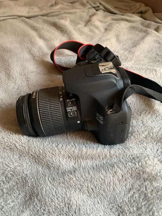 Canon 1200D