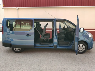 ALQUILER DE FURGONETA 9PLAZAS
