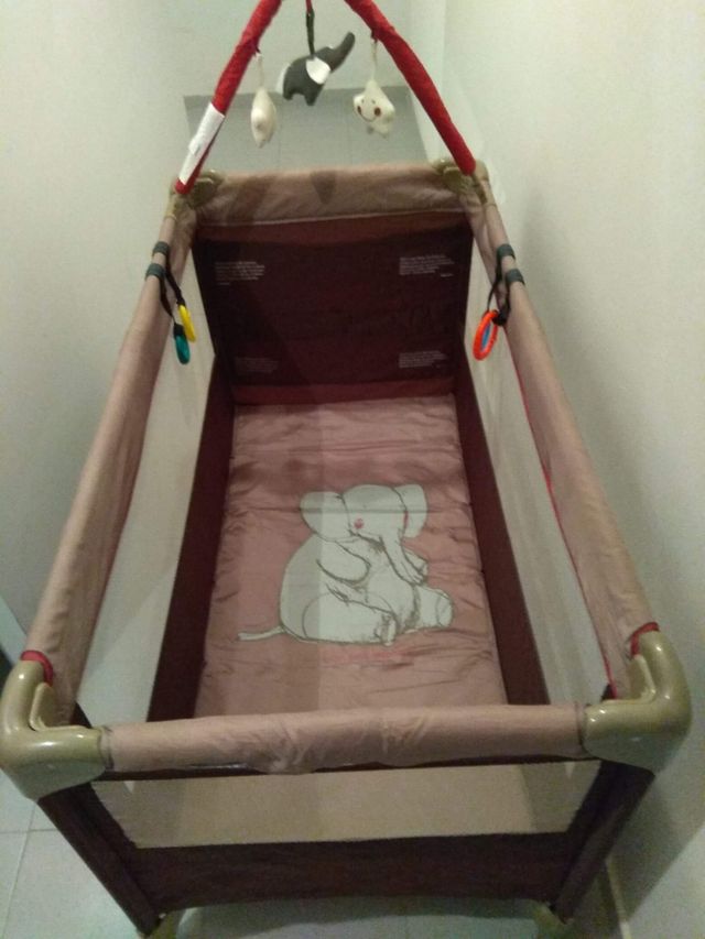 Cuna de viaje/parque infantil 
