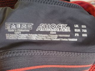 sujetador deportivo shock absorber