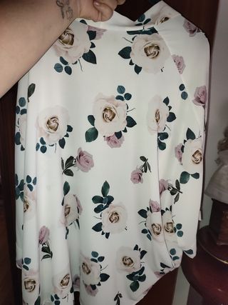 Kimono blanco floral 