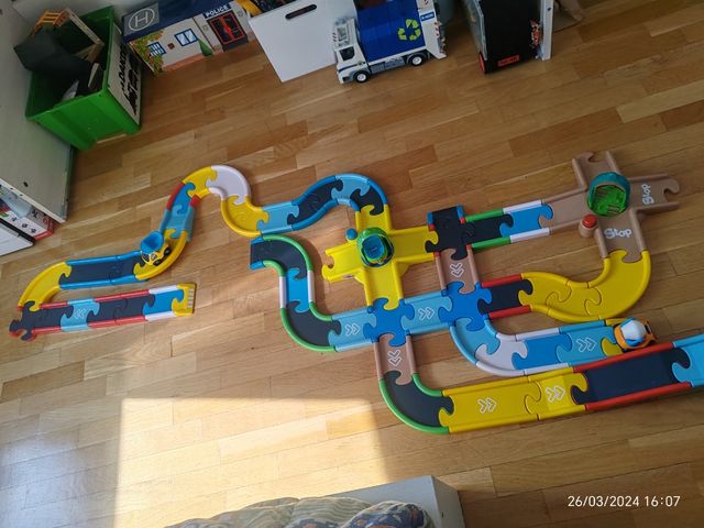 CIRCUIT BEEP BEEP Imaginarium