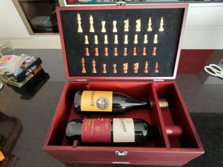 Caja doble porta vino ajedrez
