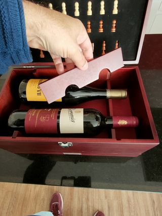 Caja doble porta vino ajedrez