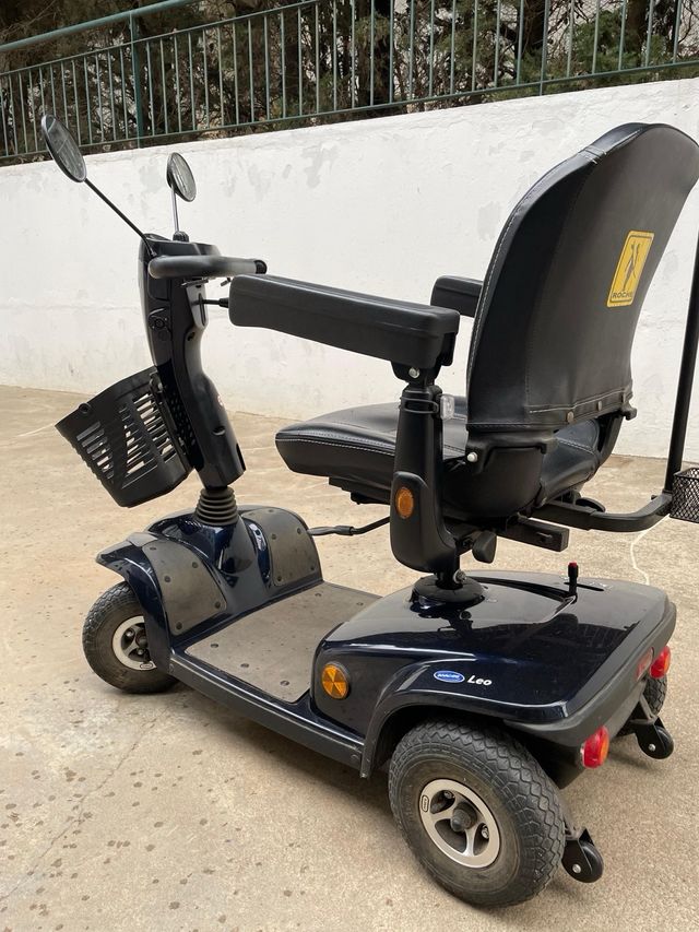 Scooter para movilidad reducida INVACARE LEO