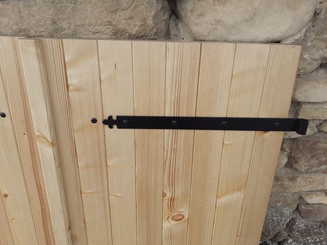 Contraventana de madera