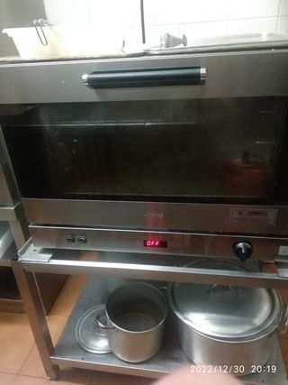 Horno industrial + mesa alzadora