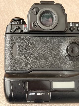 NIKON F5 con 50mm F 1.8D