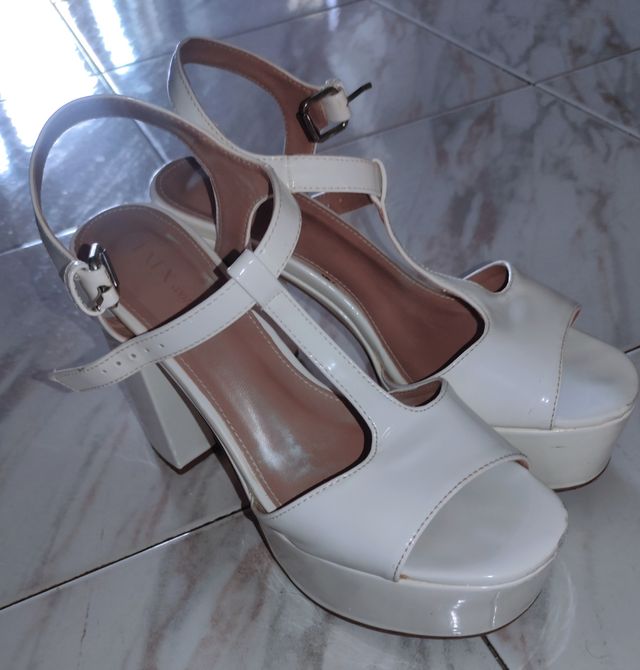 Scarpe sandalo bianche TATA