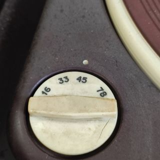 Radio vintage CGE Joliefon RFS 6597 usata