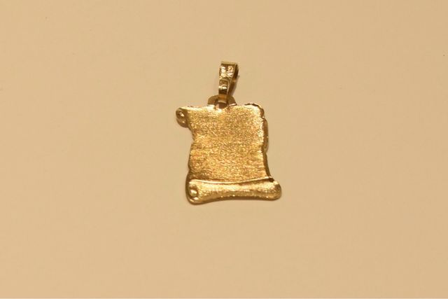 PLACA DE ORO REAL MADRID 18K/1.8Gr