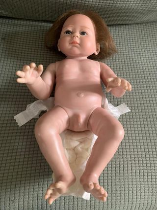 Muñeco reborn bebé