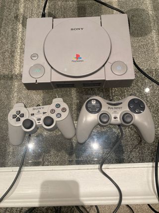 PlayStation1 + 2 mandos