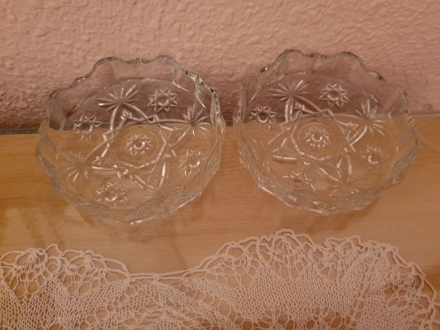 CAJA / JOYERO REDONDO DE VIDRIO TALLADO