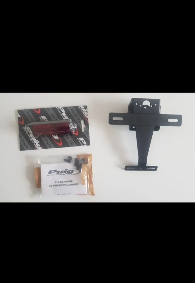 PORTAMATRICULAS PUIG ORIGINAL