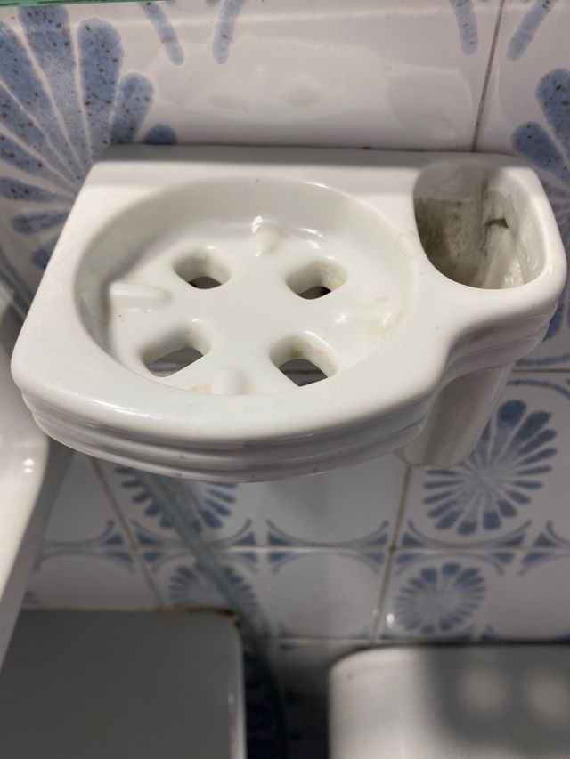 Accesorios baño antiguo cerámica