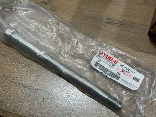 Eje rueda delantera yamaha YBR 125