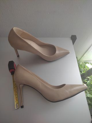Zapatos salón 40 piel auténtica sin estrenar Zara