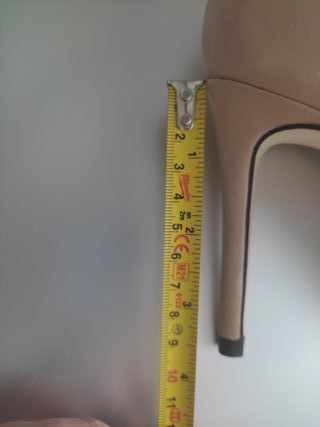 Zapatos salón 40 piel auténtica sin estrenar Zara