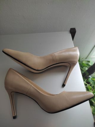 Zapatos salón 40 piel auténtica sin estrenar Zara