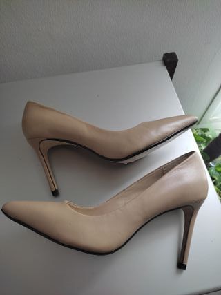 Zapatos salón 40 piel auténtica sin estrenar Zara