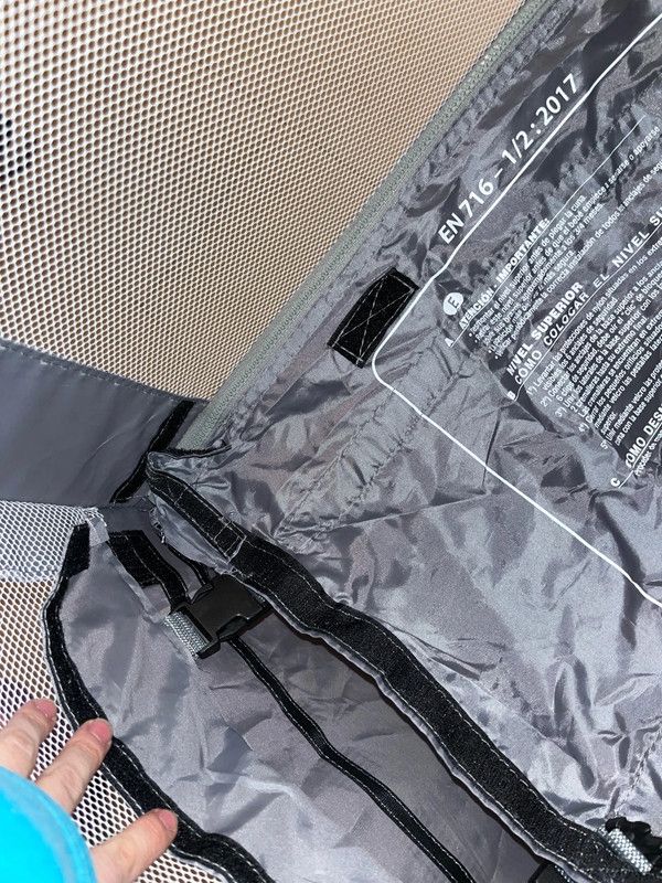 Cuna de viaje Jané Duo Level Toys. Gris Estrellas