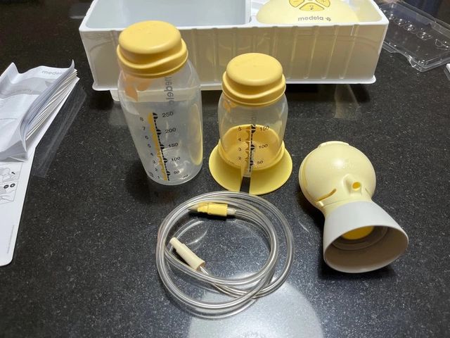 Extractor de leche eléctrico. Medela Bolsas regalo