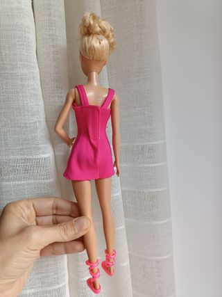 Barbie ghw56n31 mattel 2015 made in Indonesia